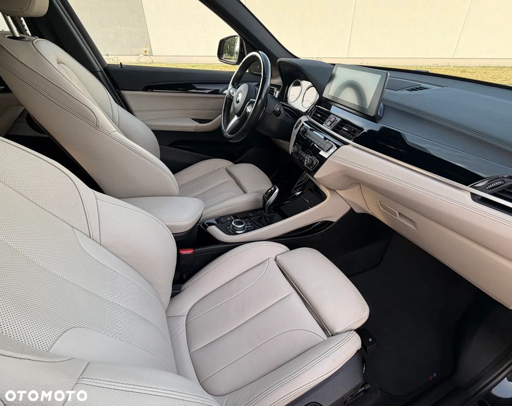 BMW X1 xDrive20d M Sport - 9