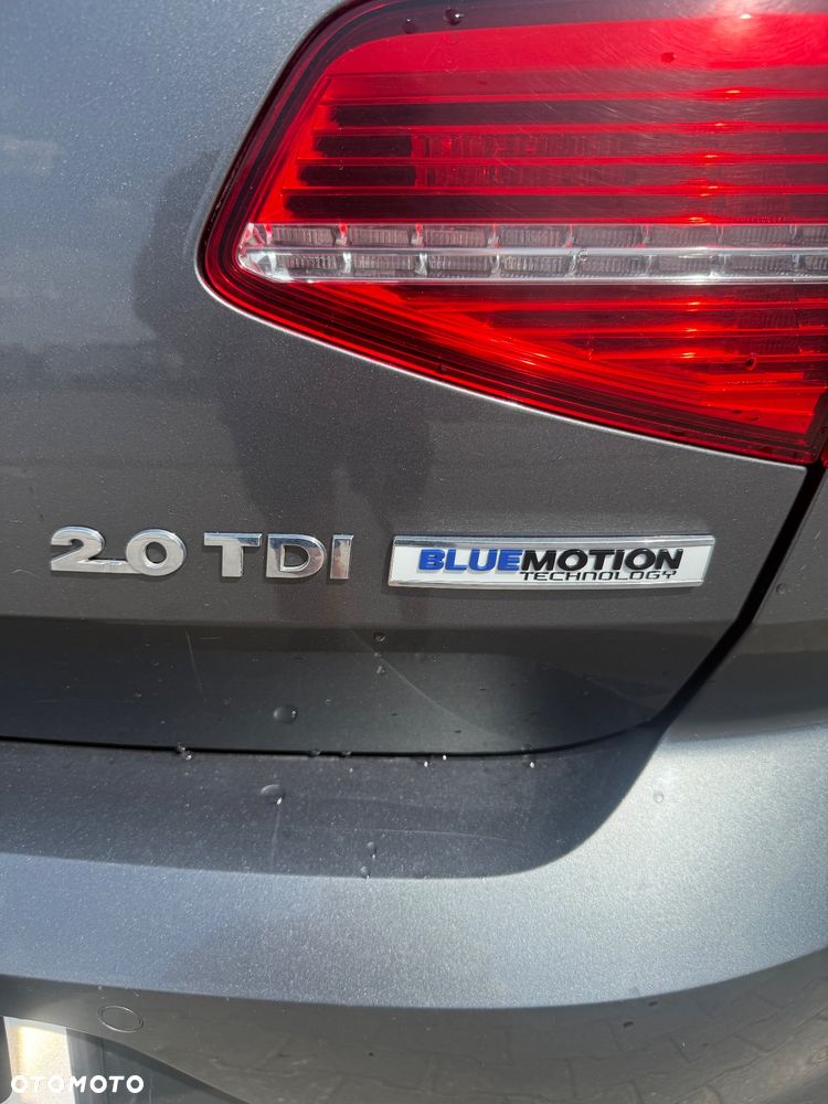 Volkswagen Passat 2.0 TDI SCR DSG Highline - 5