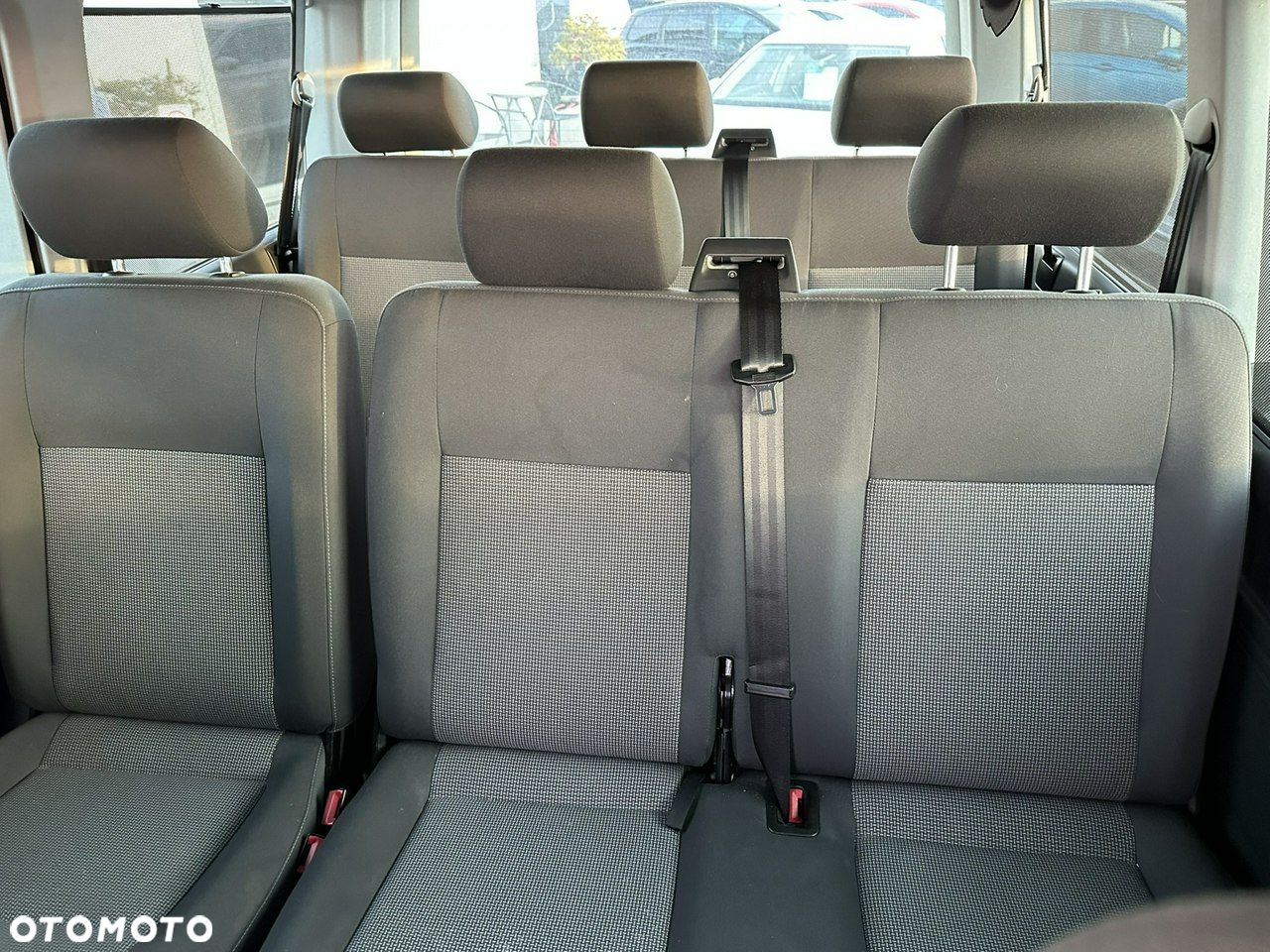Volkswagen Caravelle - 17