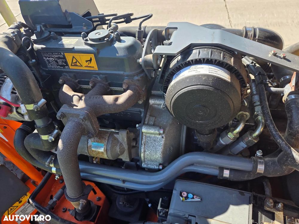 Hamm HD10C, 2019, 667h, latime tambur 1m, Masa operationala 1,5t, motor Kubota 25CP, sistem stropire, produs in Germania, posibilitate leasing 3 ani, STARE FOARTE BUNA-PROMOTIE 19.900 EUR+Tva - 17