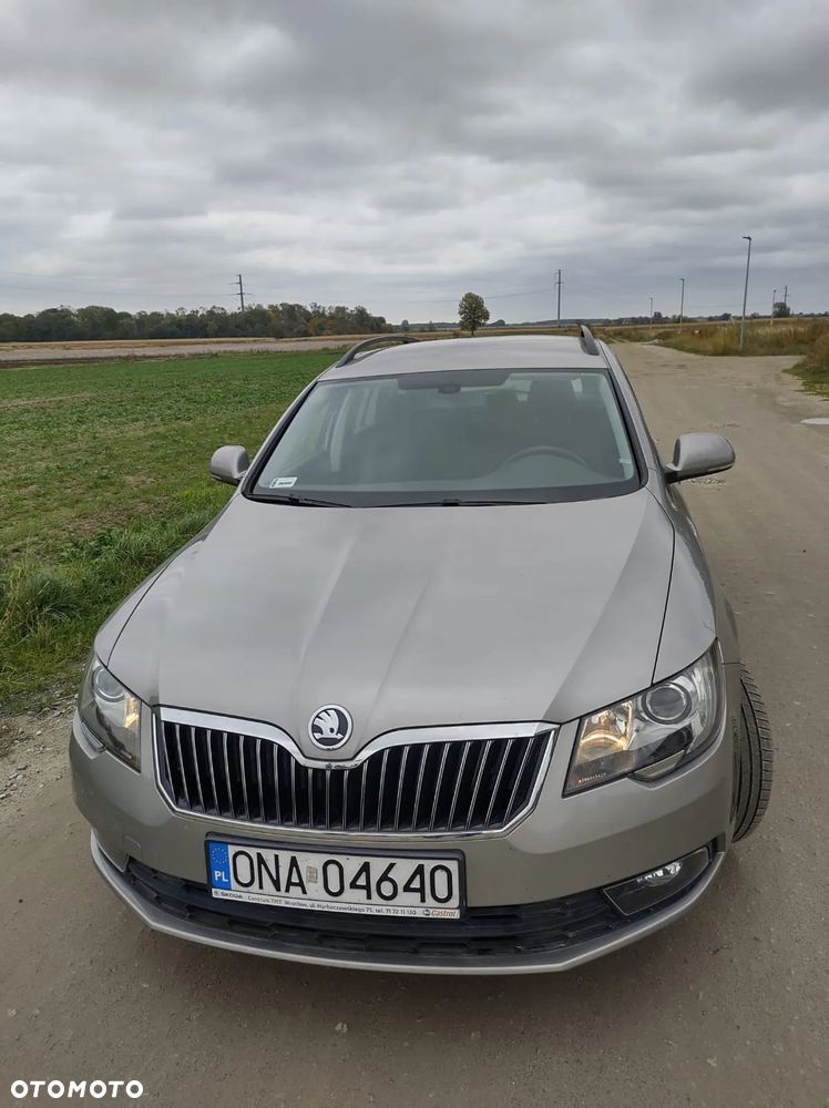 Skoda Superb 1.8 TSI Active - 2