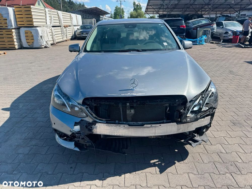 Mercedes-Benz Klasa E - 4