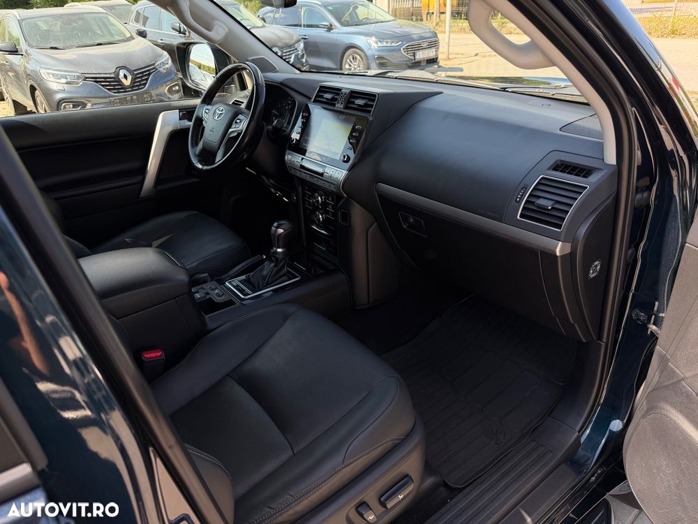 Toyota Land Cruiser 2.8l D-4D 204 CP A/T 7 locuri Luxury AVS - 17