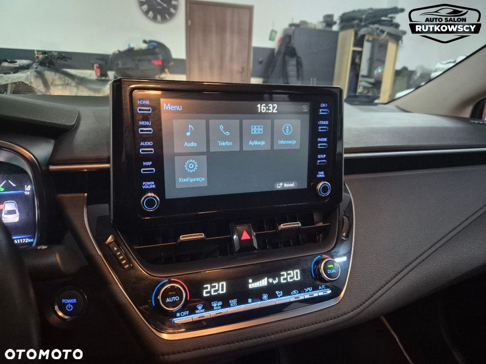 Toyota Corolla 1.8 Hybrid Comfort - 16