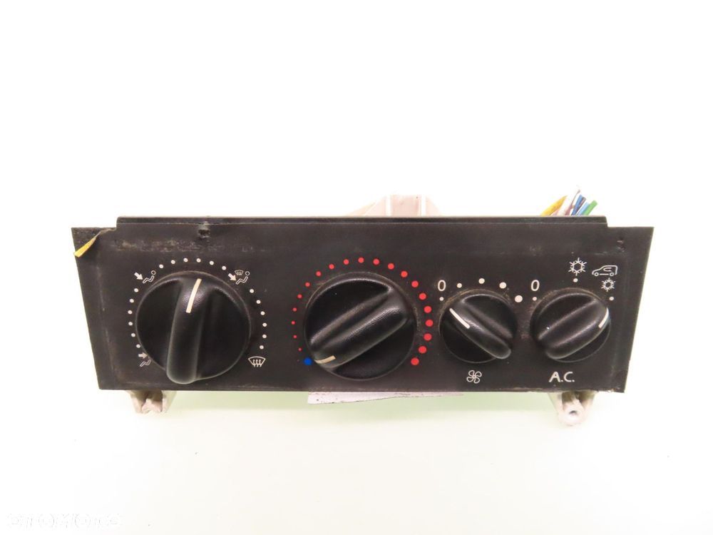 PANEL NAWIEWU Z AC RENAULT KANGOO I - 1