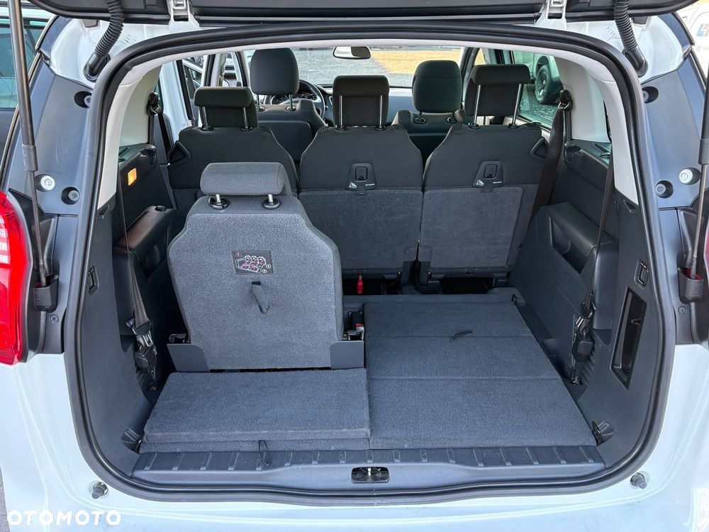 Peugeot 5008 HDI FAP 150 Allure - 16
