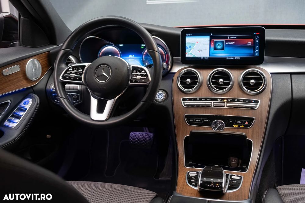 Mercedes-Benz C 180 9G-TRONIC Avantgarde - 33