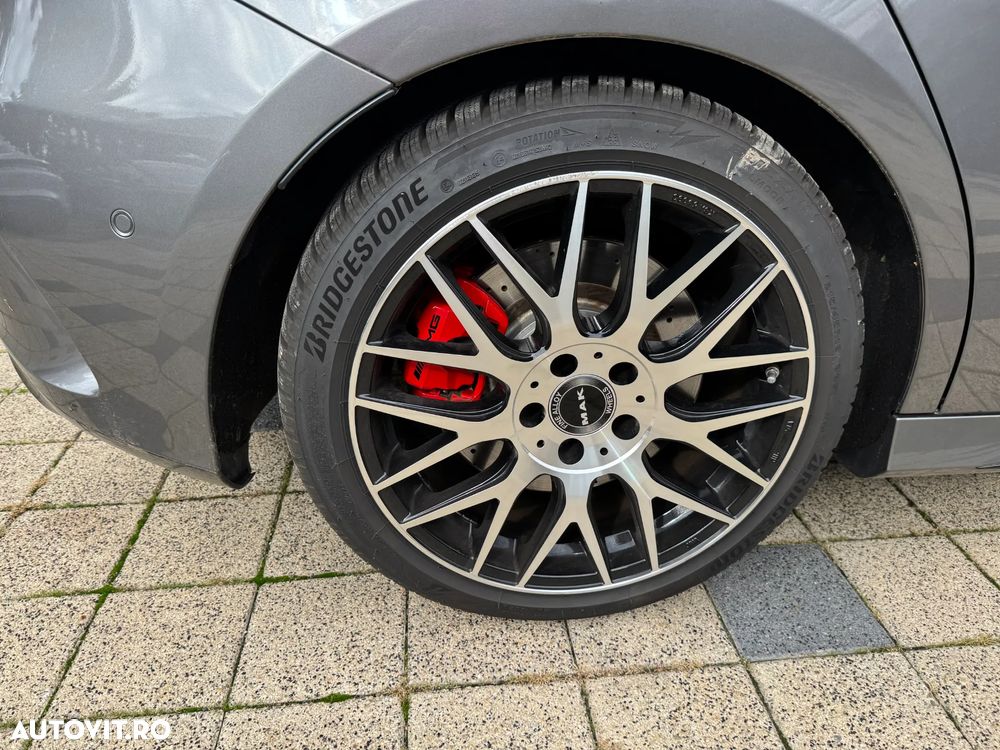 Mercedes-Benz A AMG 35 4Matic AMG Speedshift DCT 7G - 22