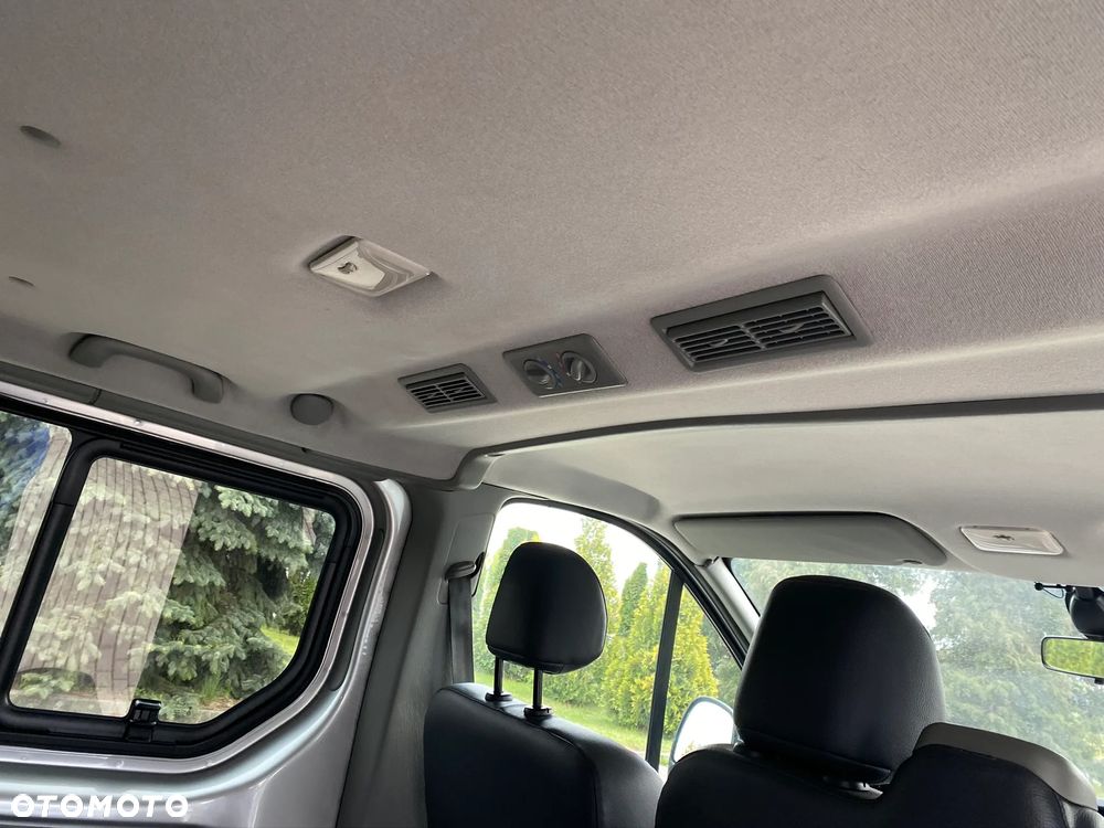 Renault Trafic Grand Passenger Pack Clim - 27