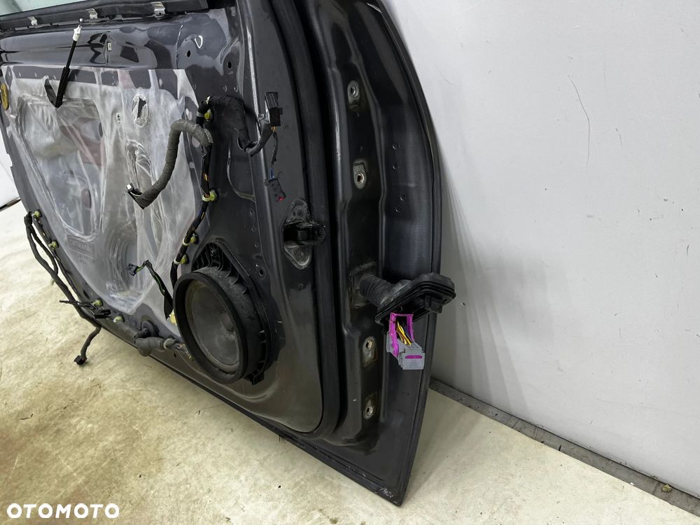 Drzwi Opel Insignia A I 08-17r. lewe przednie lewy przód Z177 - 19