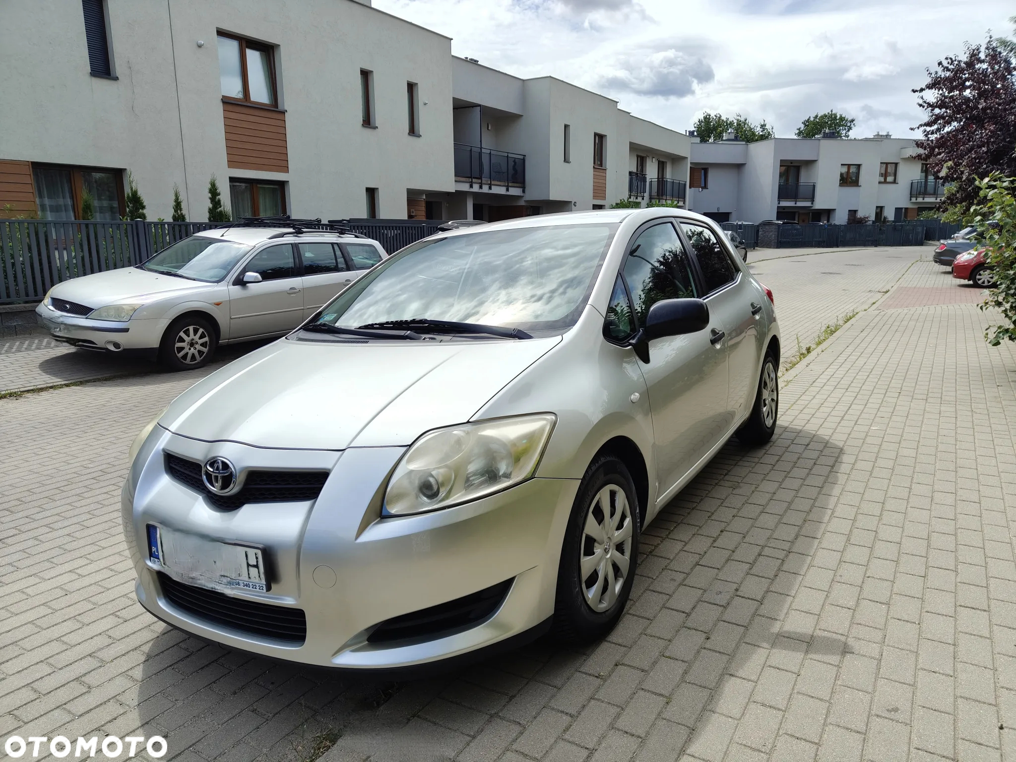 Toyota Auris 1.4 D-4D Luna - 2