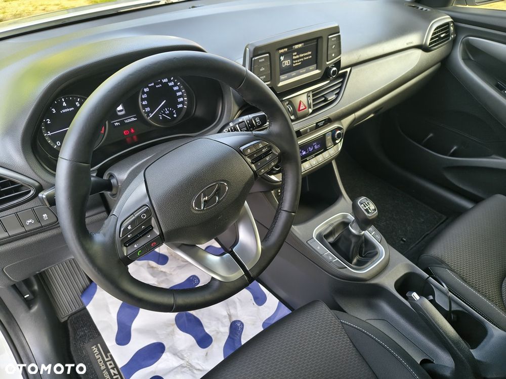 Hyundai i30 1.0 T-GDI Intro Edition - 26