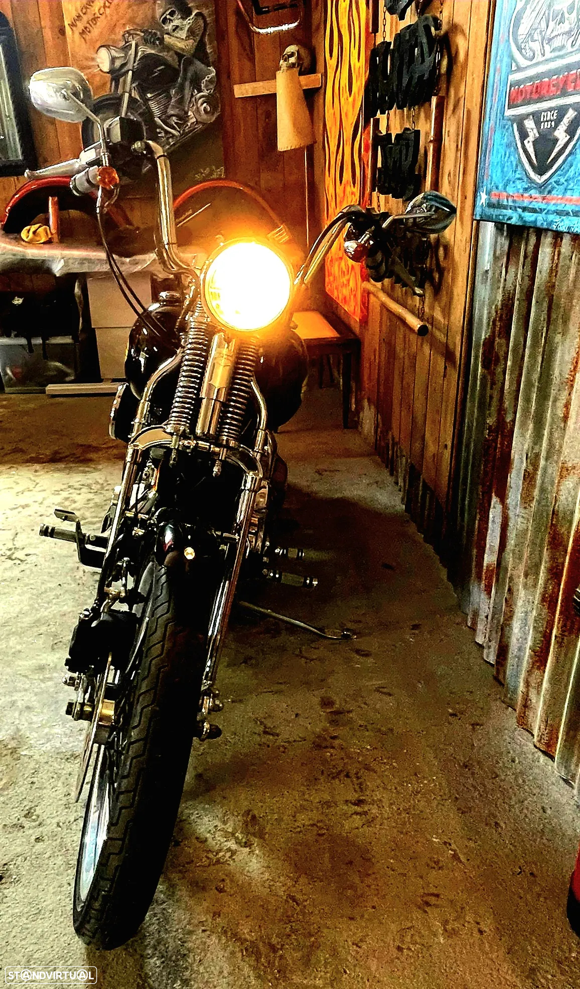 Harley-Davidson FXSTS - 7