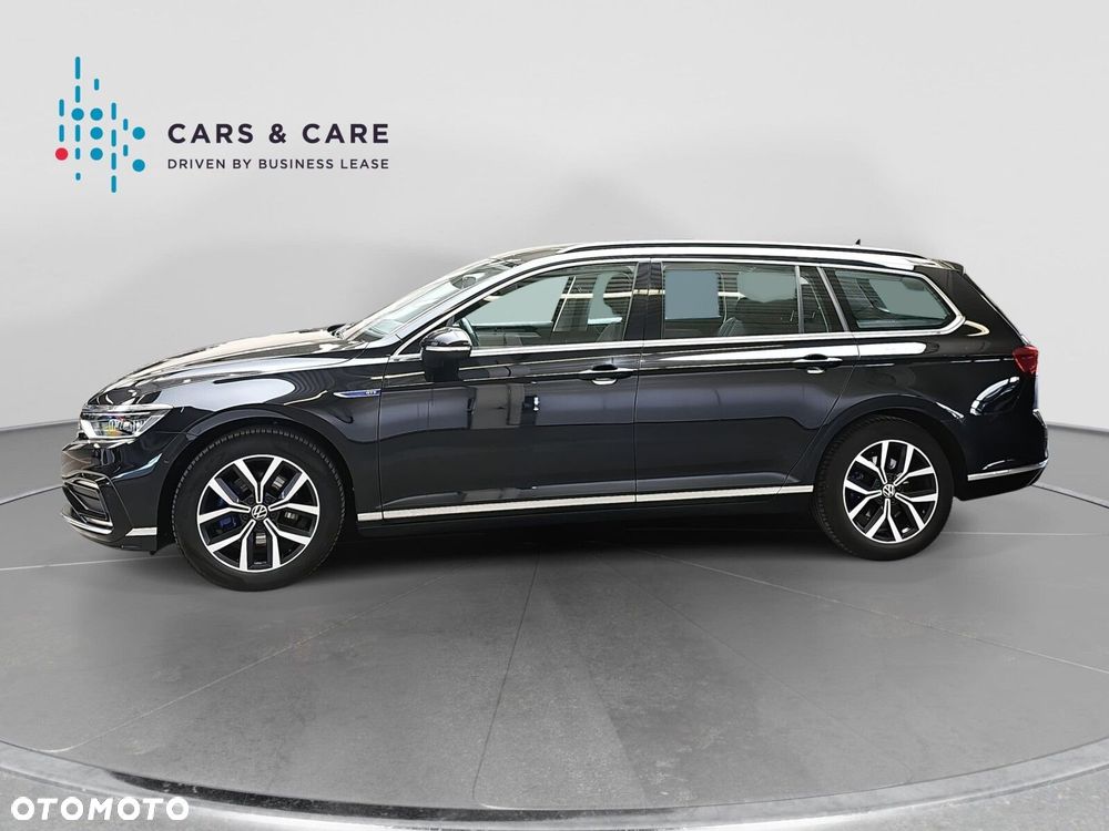 Volkswagen Passat - 34