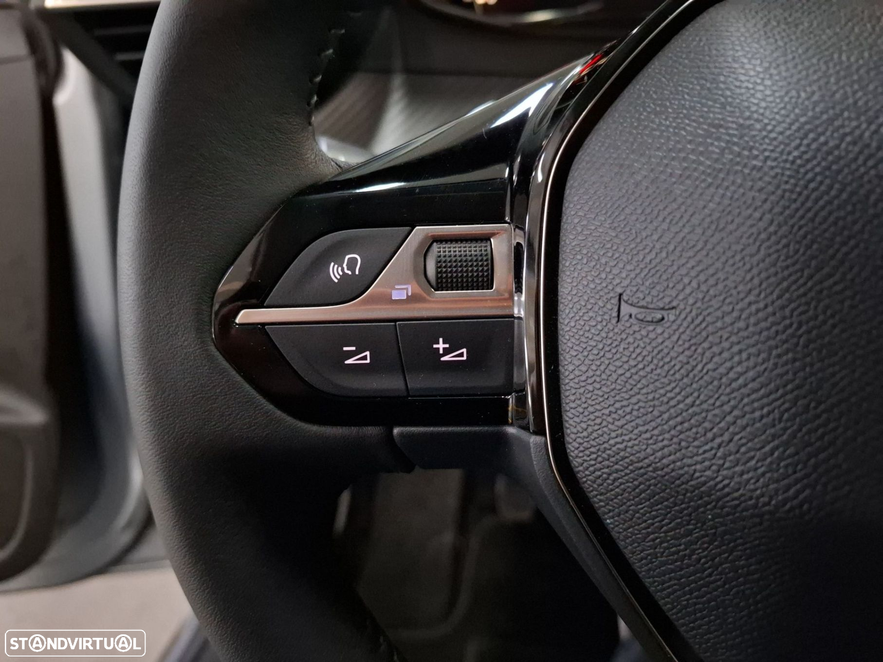 Peugeot 208 1.2 PureTech Active - 14