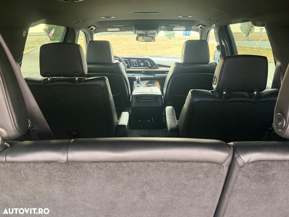 Cadillac Escalade - 6