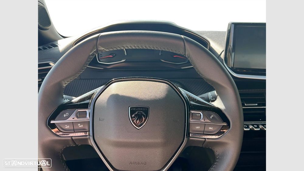 Peugeot 2008 1.2 PureTech Style - 16