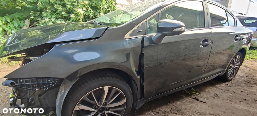 Toyota Avensis 2.0 D-4D Prestige - 5