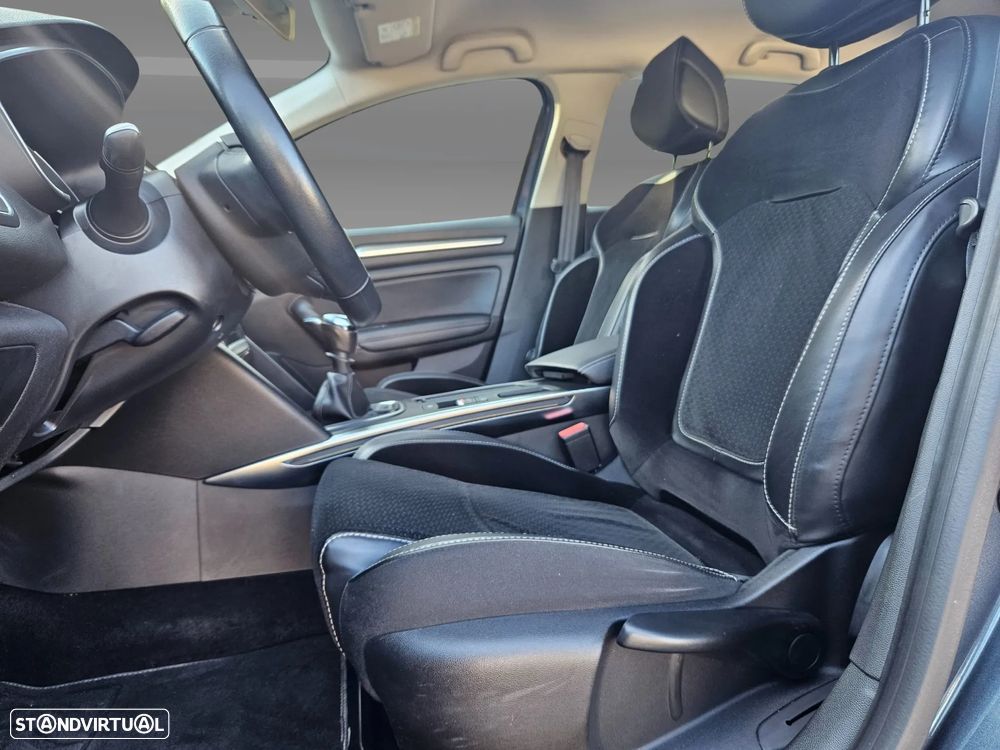 Renault Mégane Sport Tourer 1.6 dCi Intens - 21