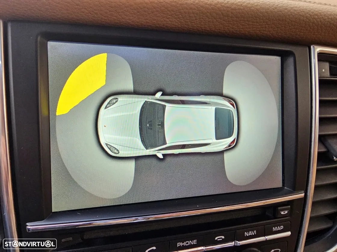 Porsche Panamera Platinum Edition - 22