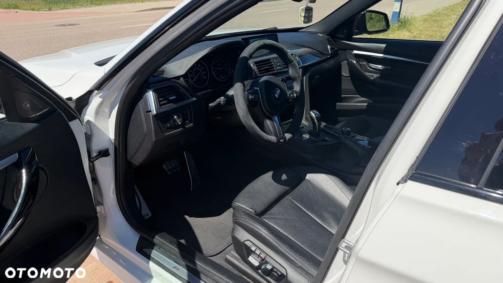 BMW Seria 3 340i Edition M Sport Shadow - 16