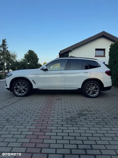 BMW X3 xDrive30i GPF Luxury Line - 4