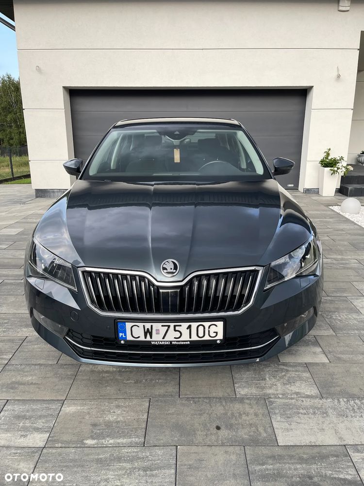 Skoda Superb 2.0 TDI Style DSG - 13