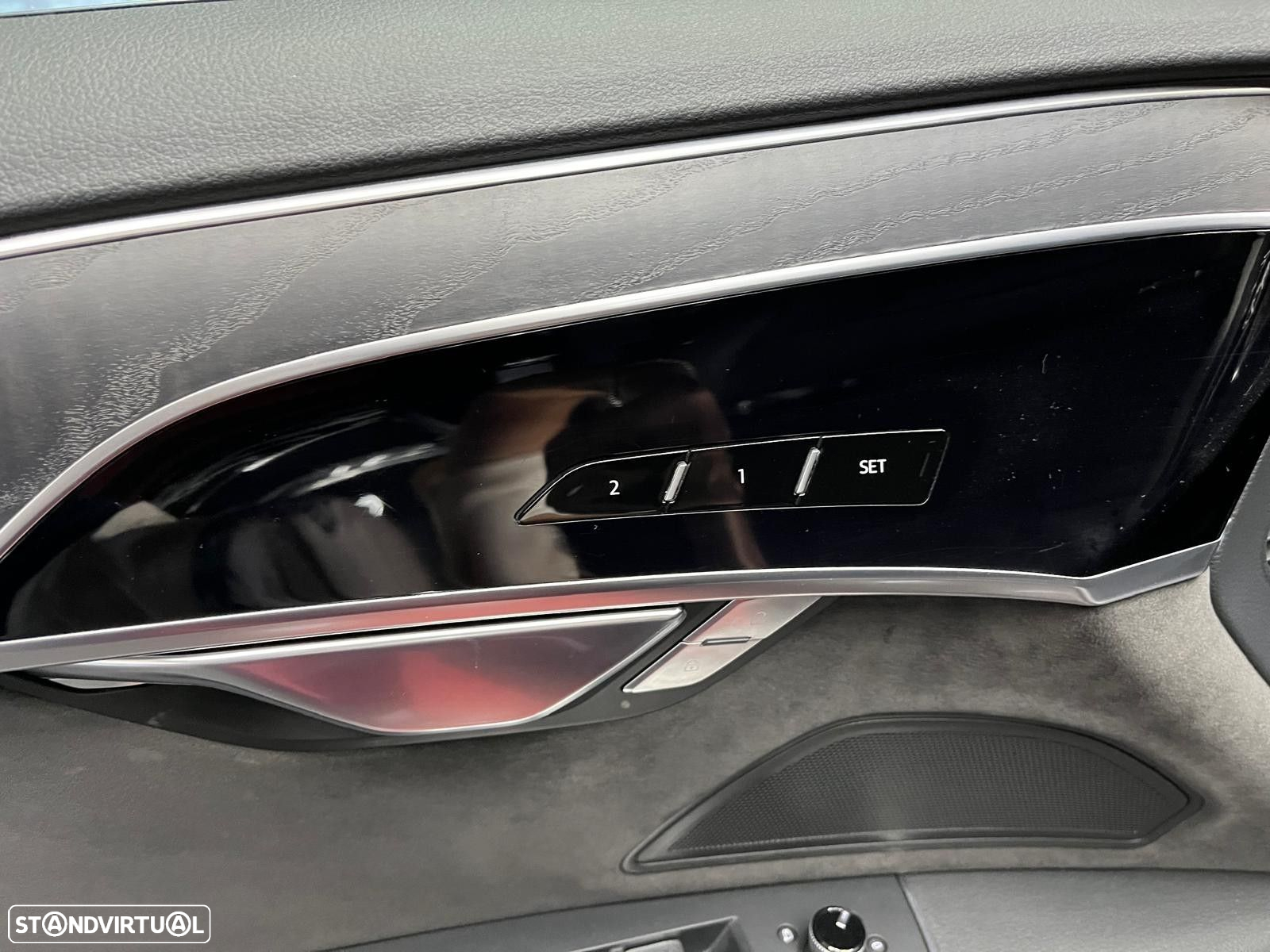 Audi A8 3.0 TDI V6 quattro Tiptronic Longo - 35