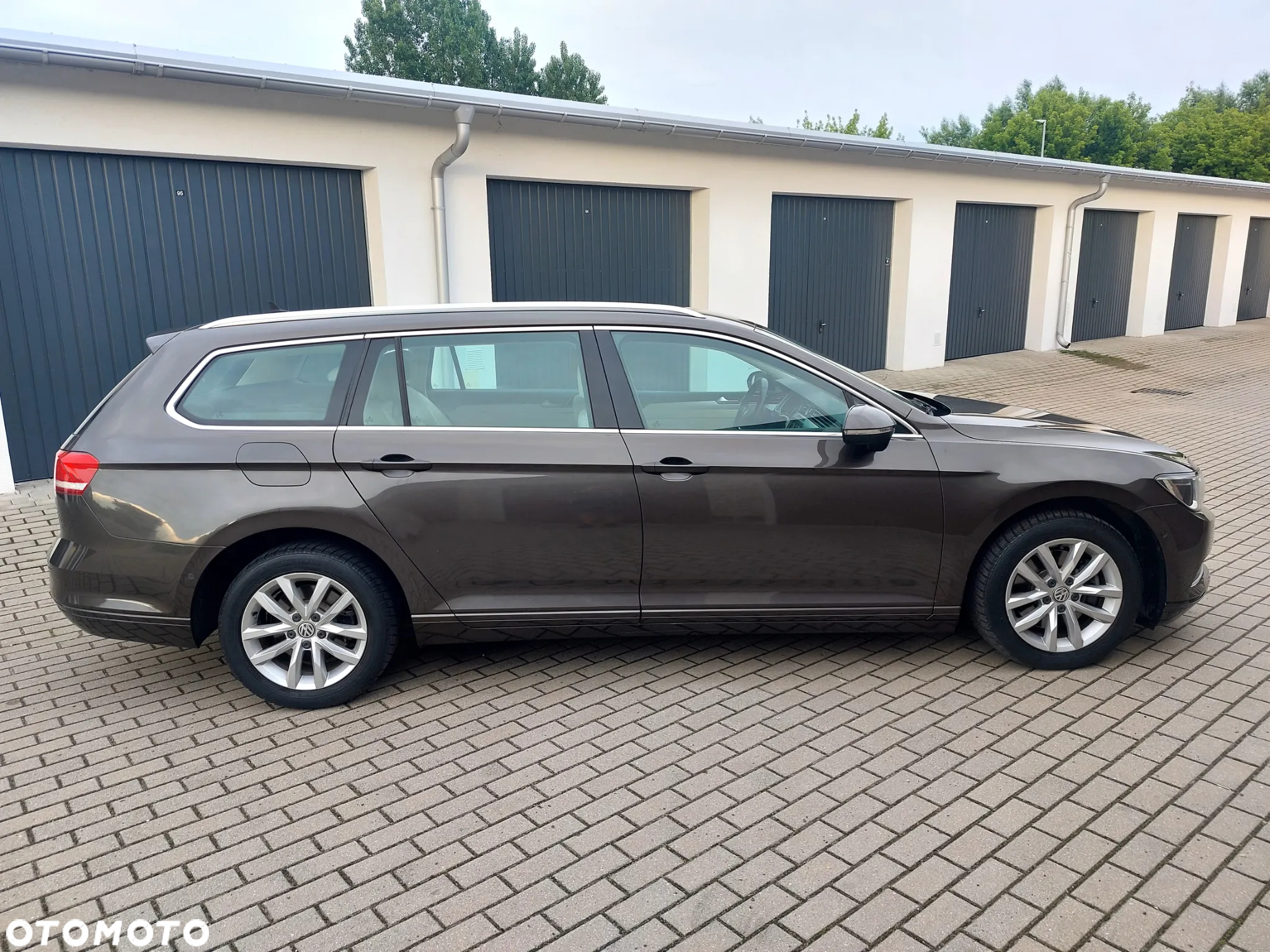 Volkswagen Passat 1.6 TDI BMT Comfortline - 5