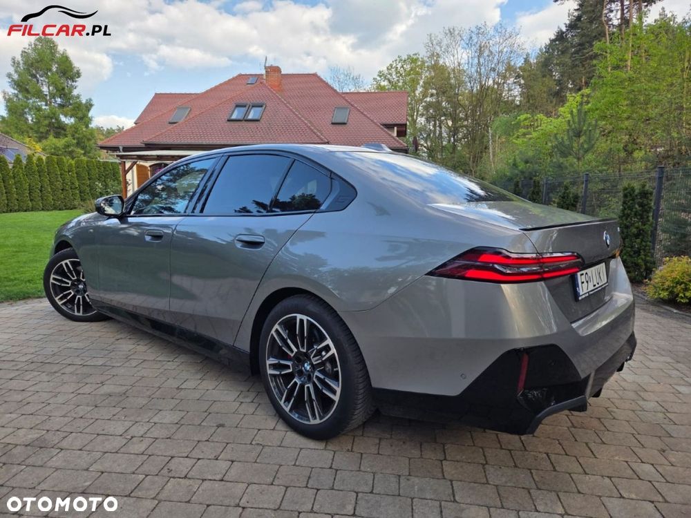 BMW Seria 5 - 38