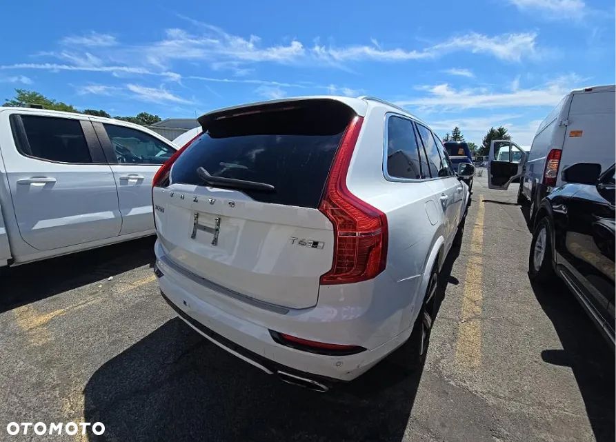 Volvo XC 90 T6 AWD R-Design - 4