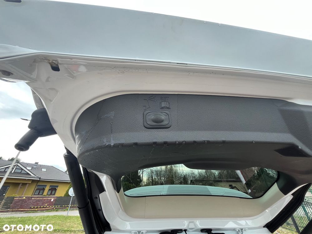 Ford Kuga 2.0 TDCi 4x4 Titanium - 19