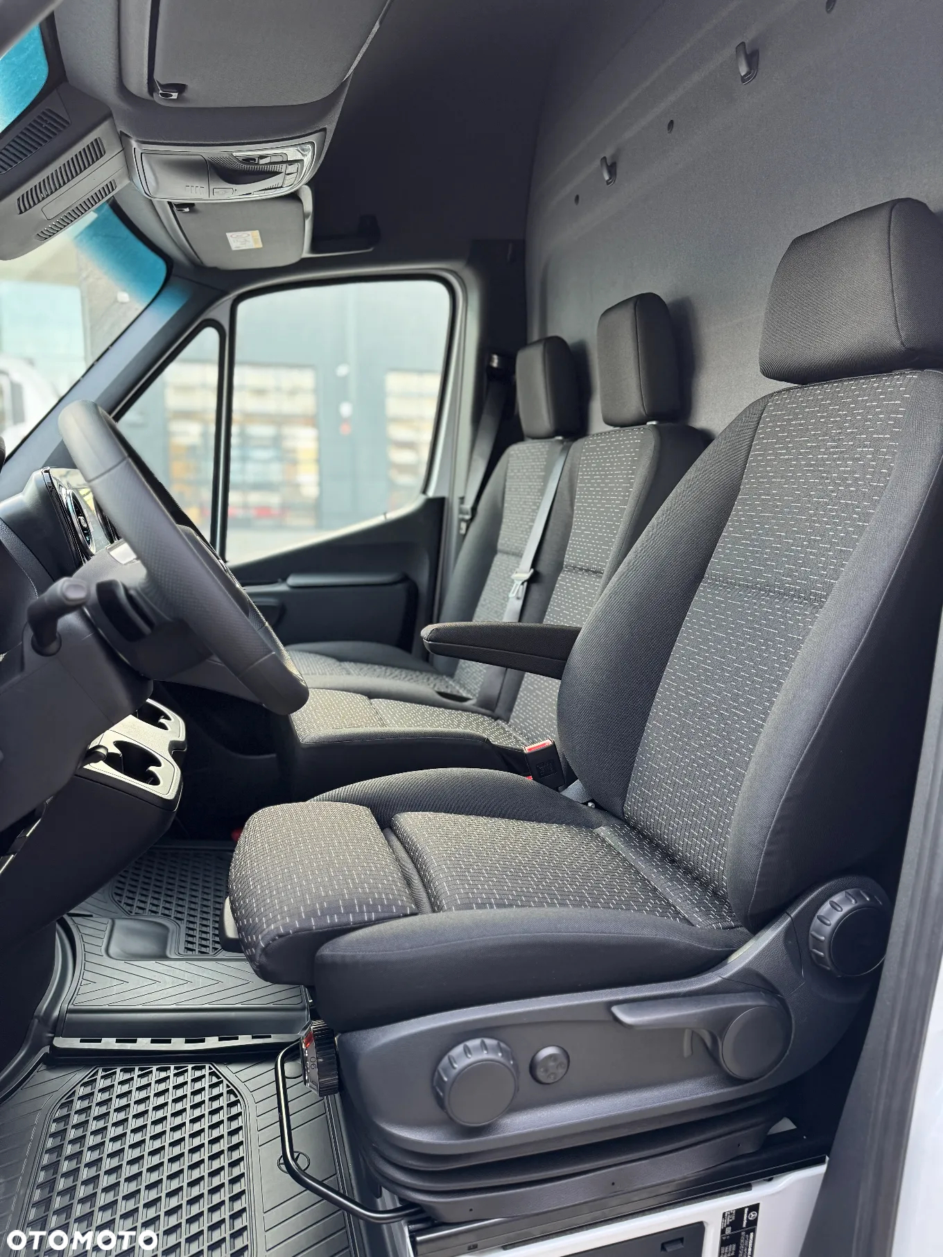 Mercedes-Benz Sprinter 317 CDI - 9