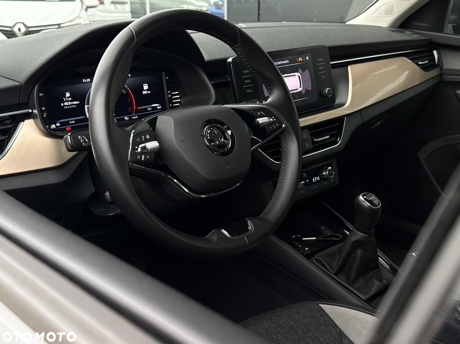 Skoda Kamiq 1.0 TSI Style - 9