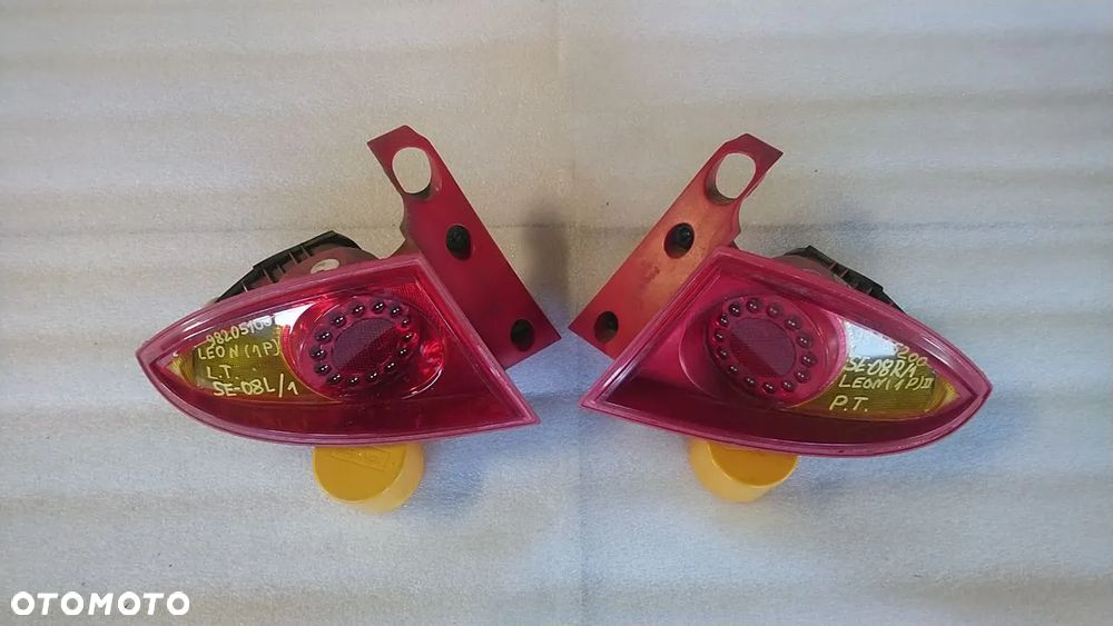 SEAT LAMPY TYŁ TYLNE PRAWE LEWE - 11