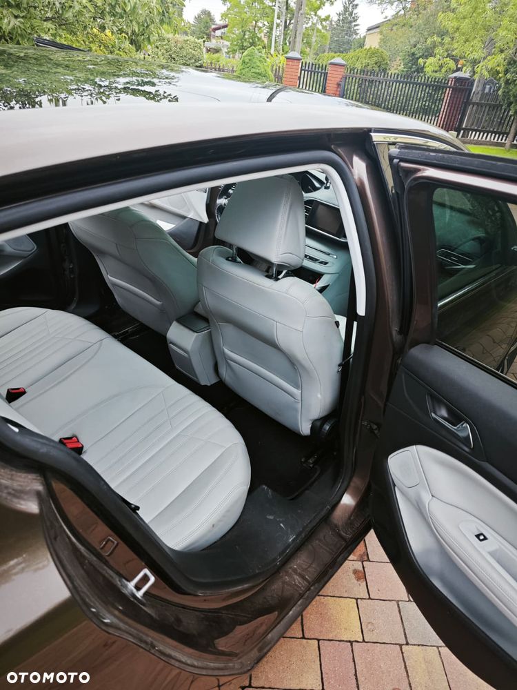 Peugeot 308 1.6 e-HDi Allure S&S - 10