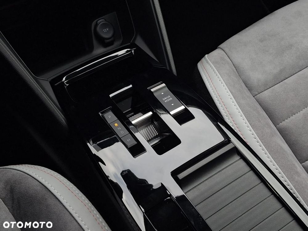 Citroën C4X 1.2 PureTech Max S&S EAT8 - 11