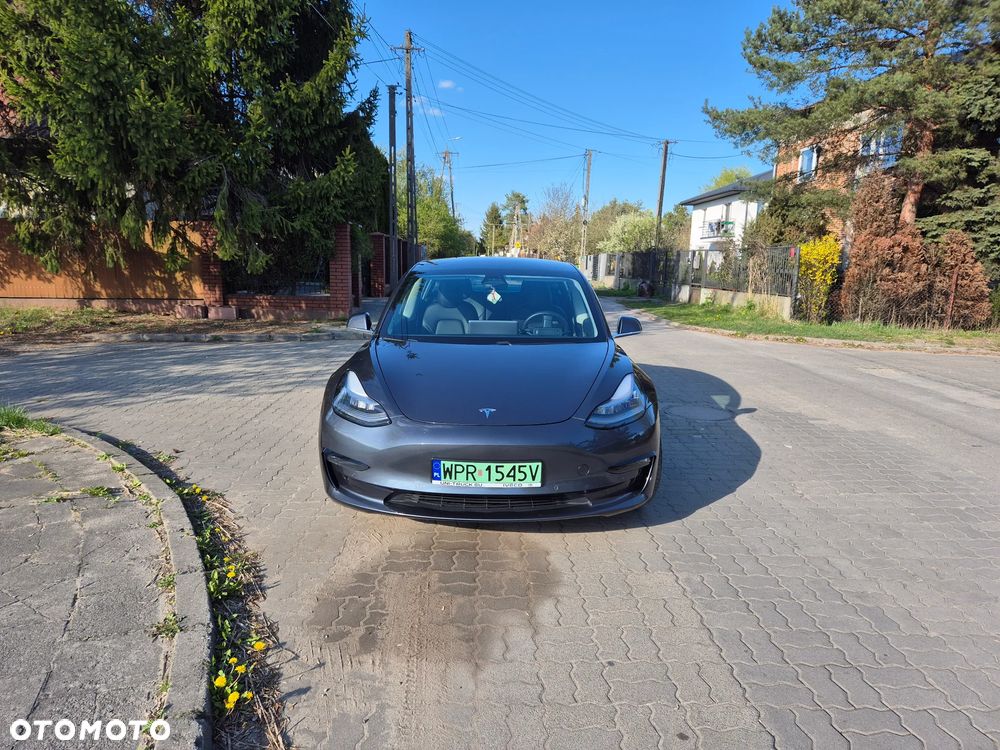 Tesla Model 3 Long Range AWD - 2