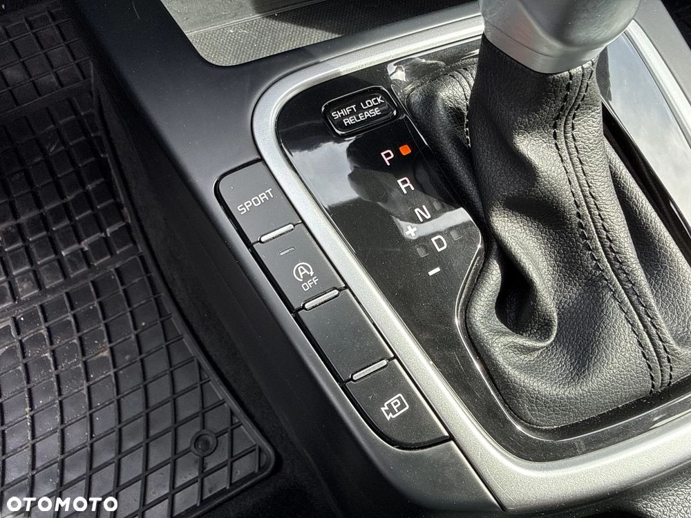 Kia Ceed 1.5 T-GDI M DCT - 25