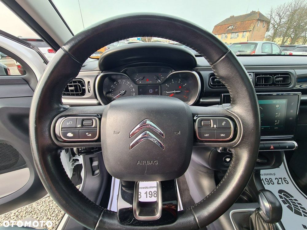 Citroën C3 1.2 PureTech Shine EAT6 - 24
