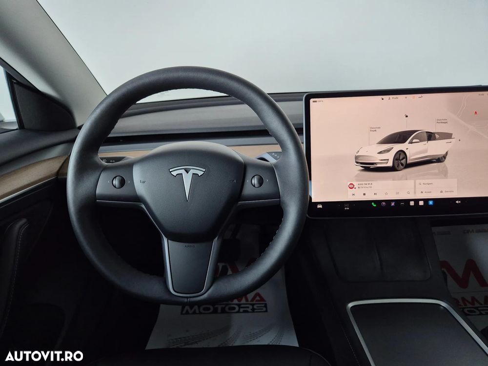 Tesla Model 3 Standard Reichweite Plus Hinterradantrieb - 9