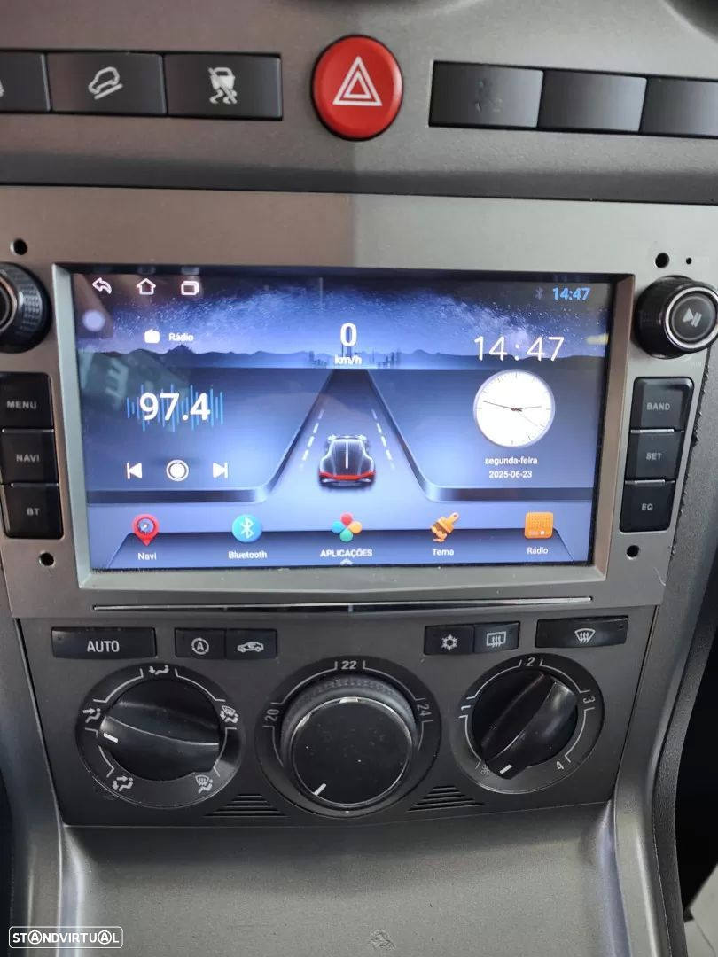 Opel Antara 2.0 CDTI Auto 4x4 Navi - 17