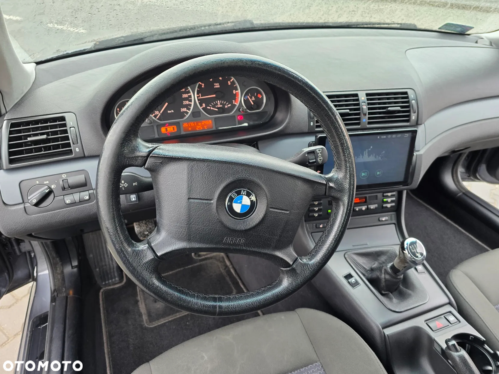 BMW Seria 3 316i - 10