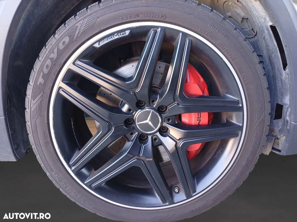 Mercedes-Benz GLA AMG 35 4MATIC AMG Speedshift DCT 8G - 28