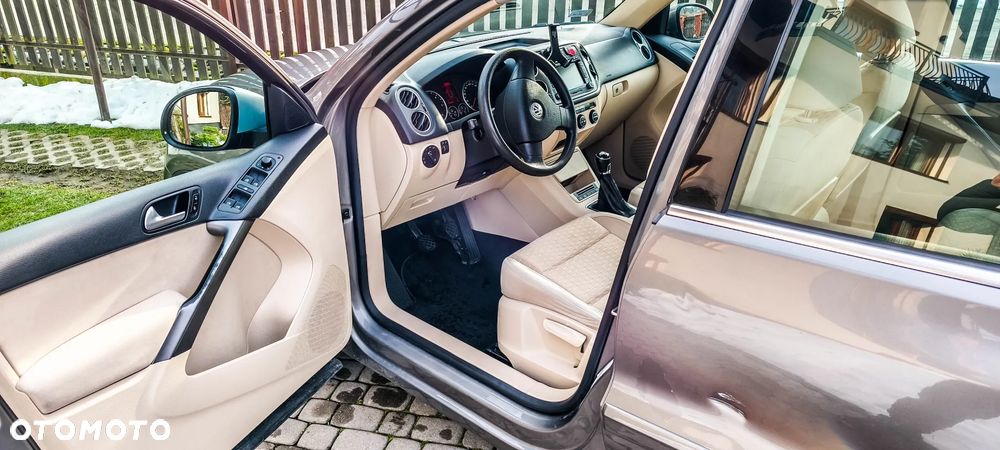 Volkswagen Tiguan 2.0 TDI DPF 4Motion Track & Field - 12