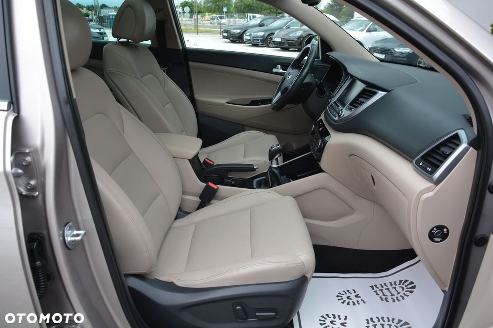 Hyundai Tucson 1.6 Turbo 2WD Style - 23