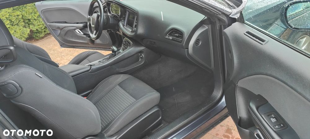 Dodge Challenger ver-automatik-sxt-plus - 36