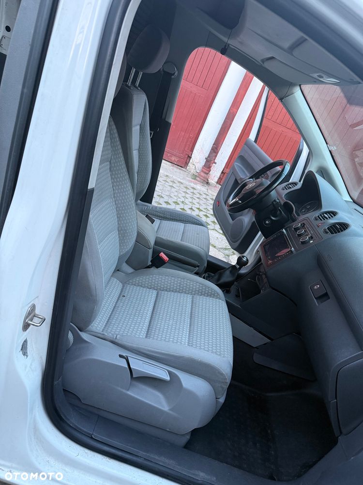 Volkswagen Caddy - 13