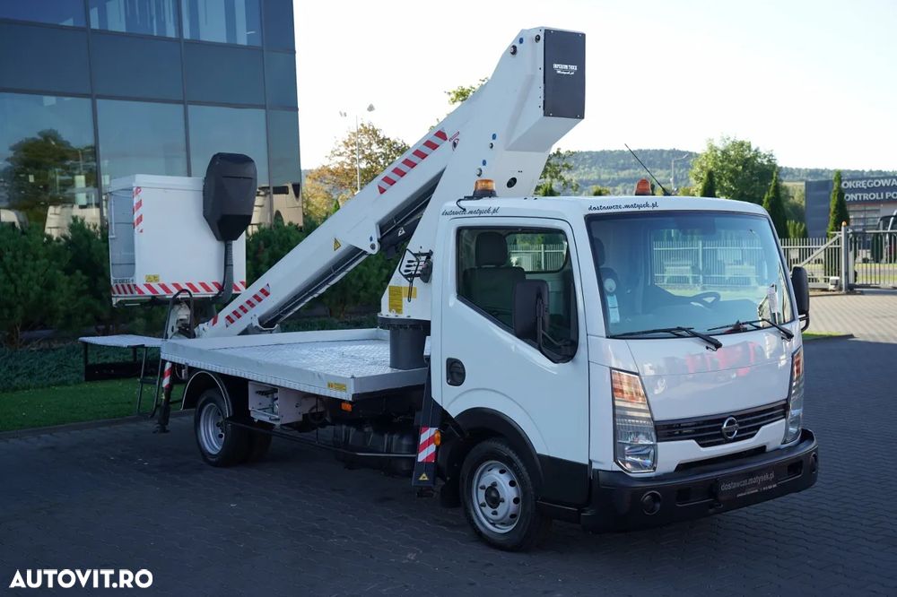 Nissan CABSTAR / ELEVATOR DE 20 DE METRI / GSR E200TE4 / DUBLU / CAPACITATE DE RIDICARE - 200 kg / 4 STABILIZATOARE / - 6