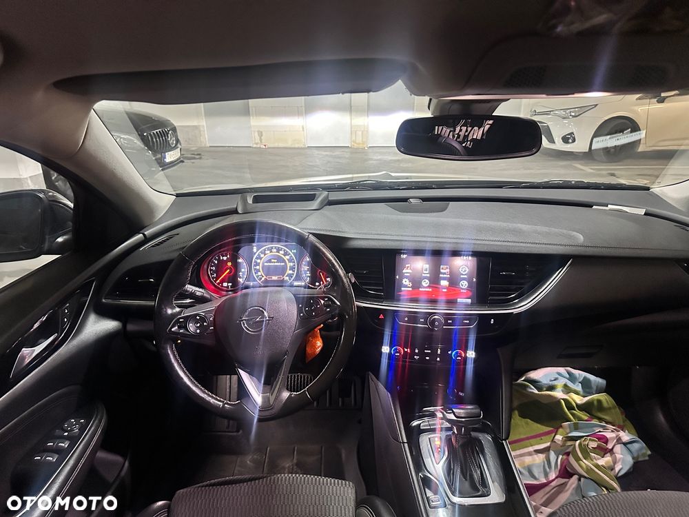 Opel Insignia 2.0 CDTI Edition - 9